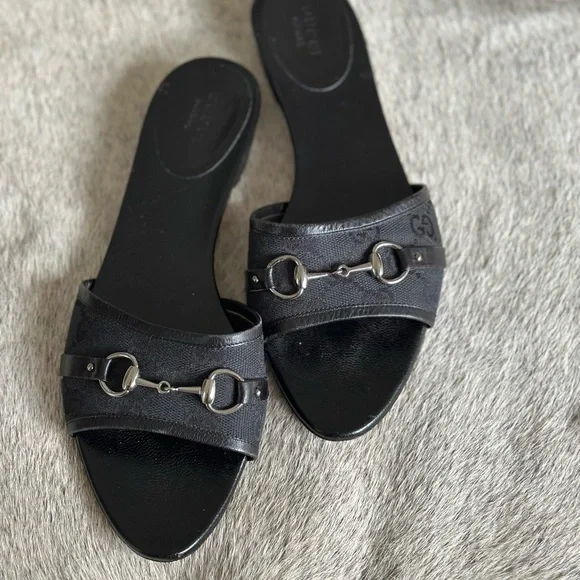 Gucci Black Leather Sandals with Silver Logo s-l400.jpg main image 2
